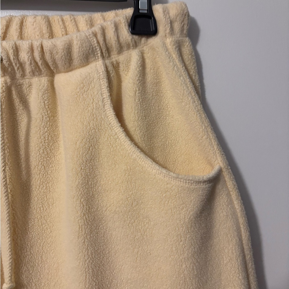 Y2K New York Laundry Butter Yellow Cloth Cozy Feminine Girly Sweatpants - Picture 3 of 4